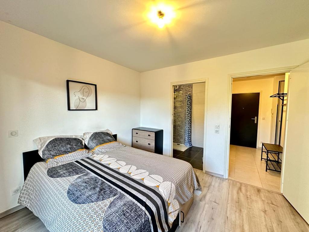 Le Paisible Apartment Дувен Екстериор снимка